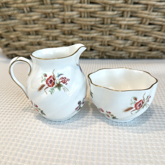 Coalport Bone China- England- Mini Cream & Sugar set - Picture 3 of 8